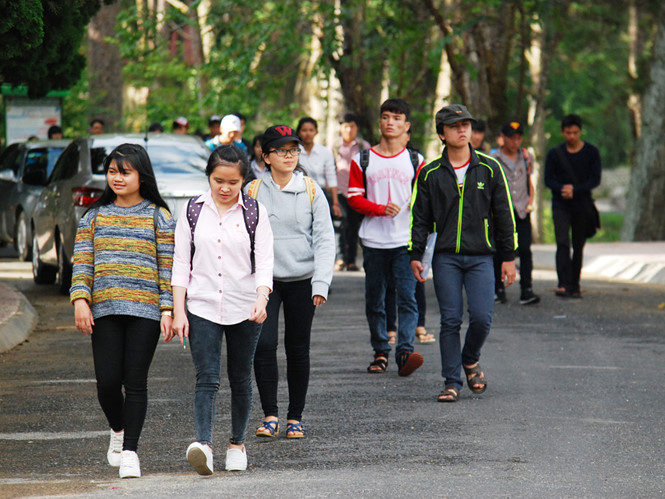 Các thí sinh dự thi THPT quốc gia 2016 tại Đà Lạt