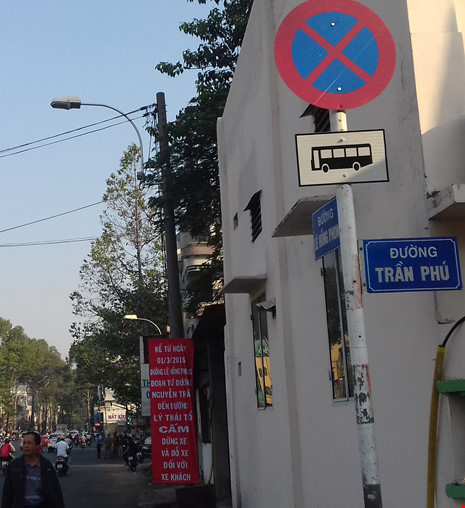 Đường Lê Hồng Phong cấm xe khách trên 16 chỗ dừng, đậu từ ngày 1-3-2016.