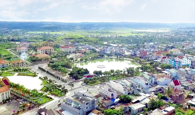 Trung tâm huyện Lâm Hà (Lâm Đồng) nhìn từ trên cao.